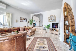Villa (3 Bedrooms) | Interior