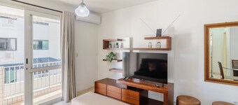 Modern and Fully-equipped Apartments 100m From Central Beach - VTR