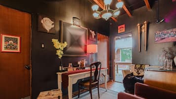 House | 1 bedroom