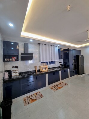 Microwave, oven, stovetop