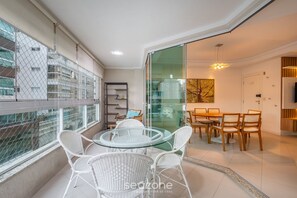 Apartamento básico | Opções para refeição