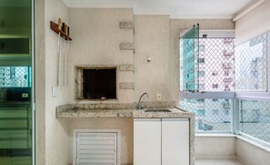 Basic Apartment | Interior