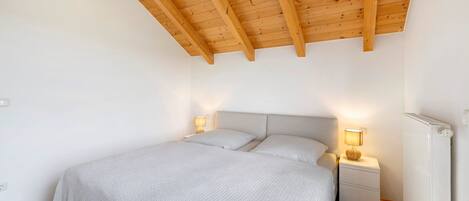 1 habitación, wifi y ropa de cama