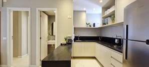 Comfort Apartment | Private kitchen | Fridge, microwave, stovetop, blender