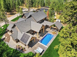 Exterior - Private Pool * Fantastic Outdoor Living in Suncadia! (Cle Elum)