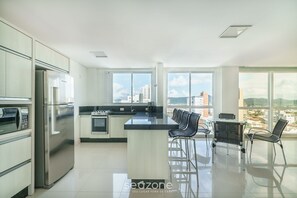 Basic Apartment | Private kitchen