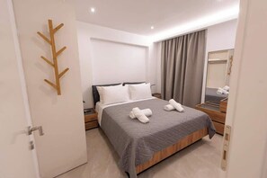 2 bedrooms, iron/ironing board, travel crib, WiFi