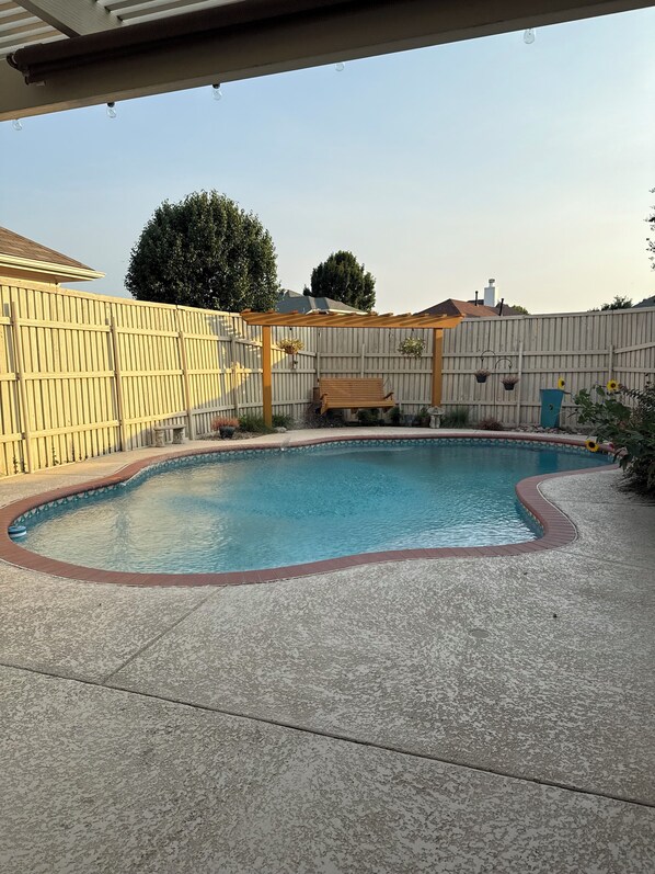 Pool - Tranquil Escape on Crooked Ridge in the City of Lakes (The Colony)