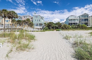 Beach nearby - Stay @ The Grand in Wild Dunes (Isle Of Palms)
