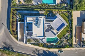 Villa (4 Bedrooms) | Exteriör