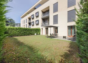 Apartment (1 Bedroom) | Ausblick vom Zimmer