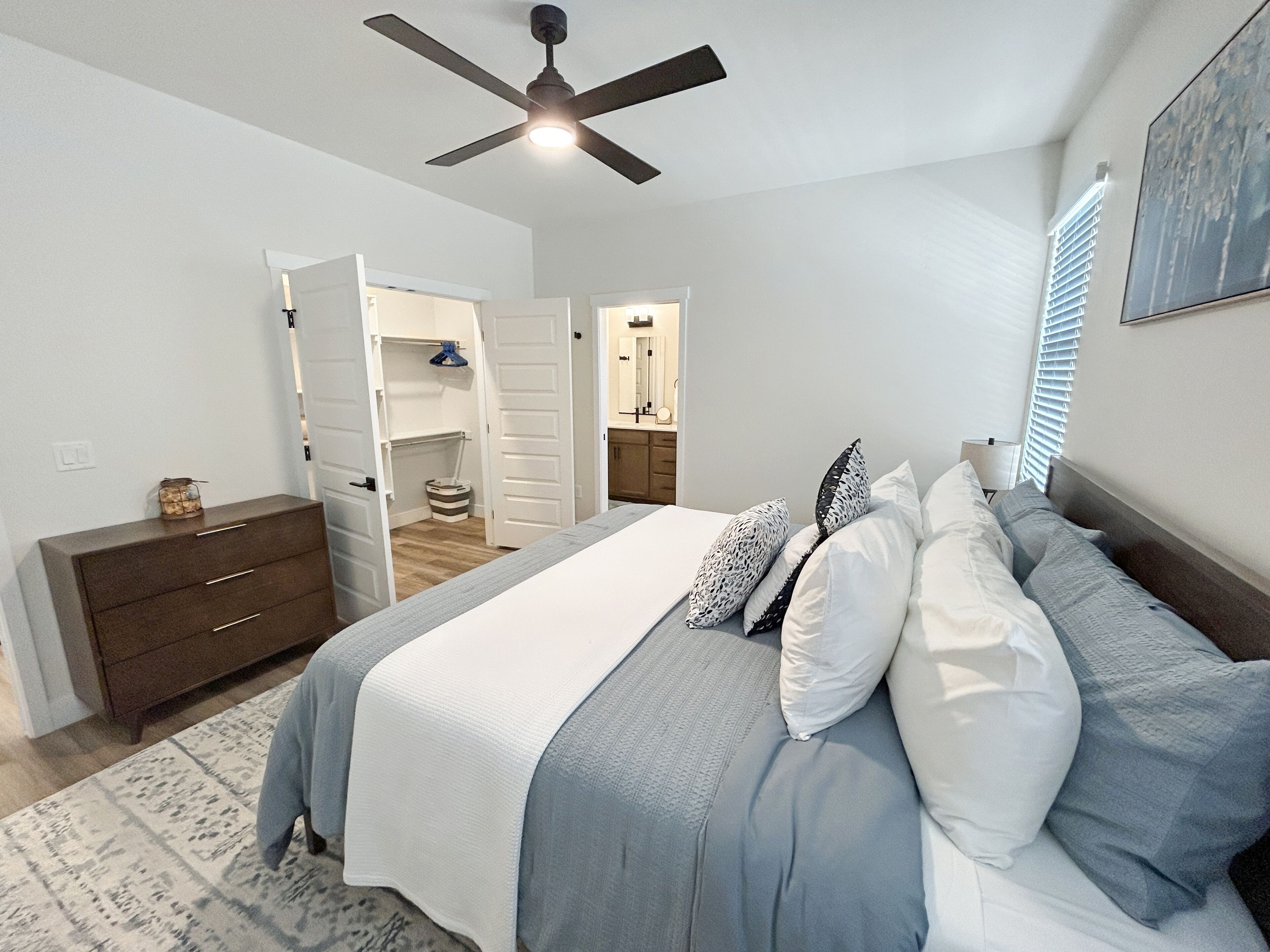 House, 3 Bedrooms | 3 bedrooms, desk, laptop workspace, iron/ironing board