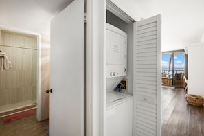 Interior - Sugar Beach Resort, #421 1 Bedroom Condo (Kihei)