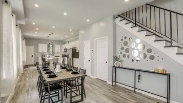Apartment (4 Bedrooms) | Innenbereich