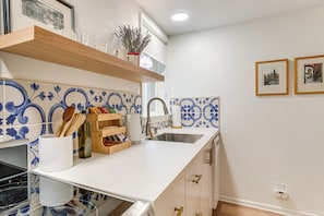 Apartment (1 Bedroom) | Interior