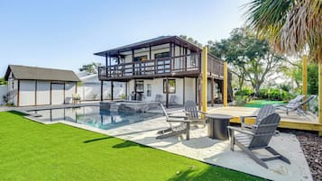 House (4 Bedrooms) | Front of property