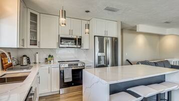 Rumah (4 Bedrooms) | Interior