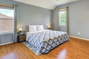 House (4 Bedrooms) | Interior