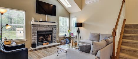 House (3 Bedrooms) | Front of property
