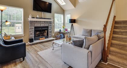 Family Retreat w/ 2 Game Rooms & Deck in Long Pond