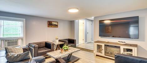 Apartment (2 Bedrooms) | Front of property