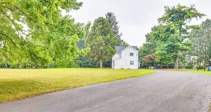 12 Mi to Rutgers: Brand New Apt w/ Home Office!