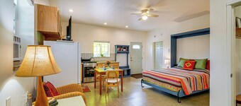 西南奧勒岡釣魚、漂  流與健行：情侶度假屋