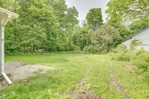 Apartment (5 Bedrooms) | Interior - 8 Mi to Keuka Lake: Bath Apt w/ Remote-work Perks! (Bath)