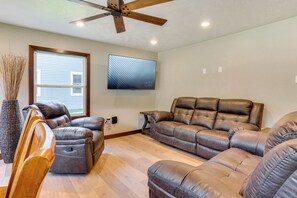 House (4 Bedrooms) | Interior