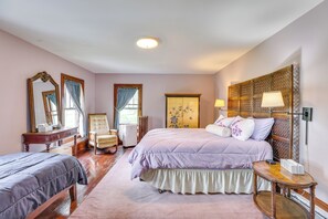 House (5 Bedrooms) | Interior