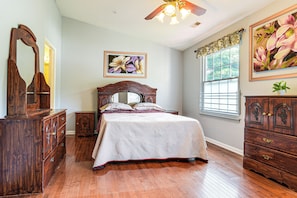 Interior - 11 Mi to Dtwn Aberdeen: Spacious Townhome! (Abingdon)