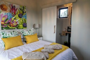 Egyptian cotton sheets, premium bedding, down duvets