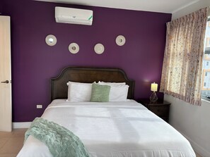 2 chambres, fer et planche à repasser, Wi-Fi, draps fournis