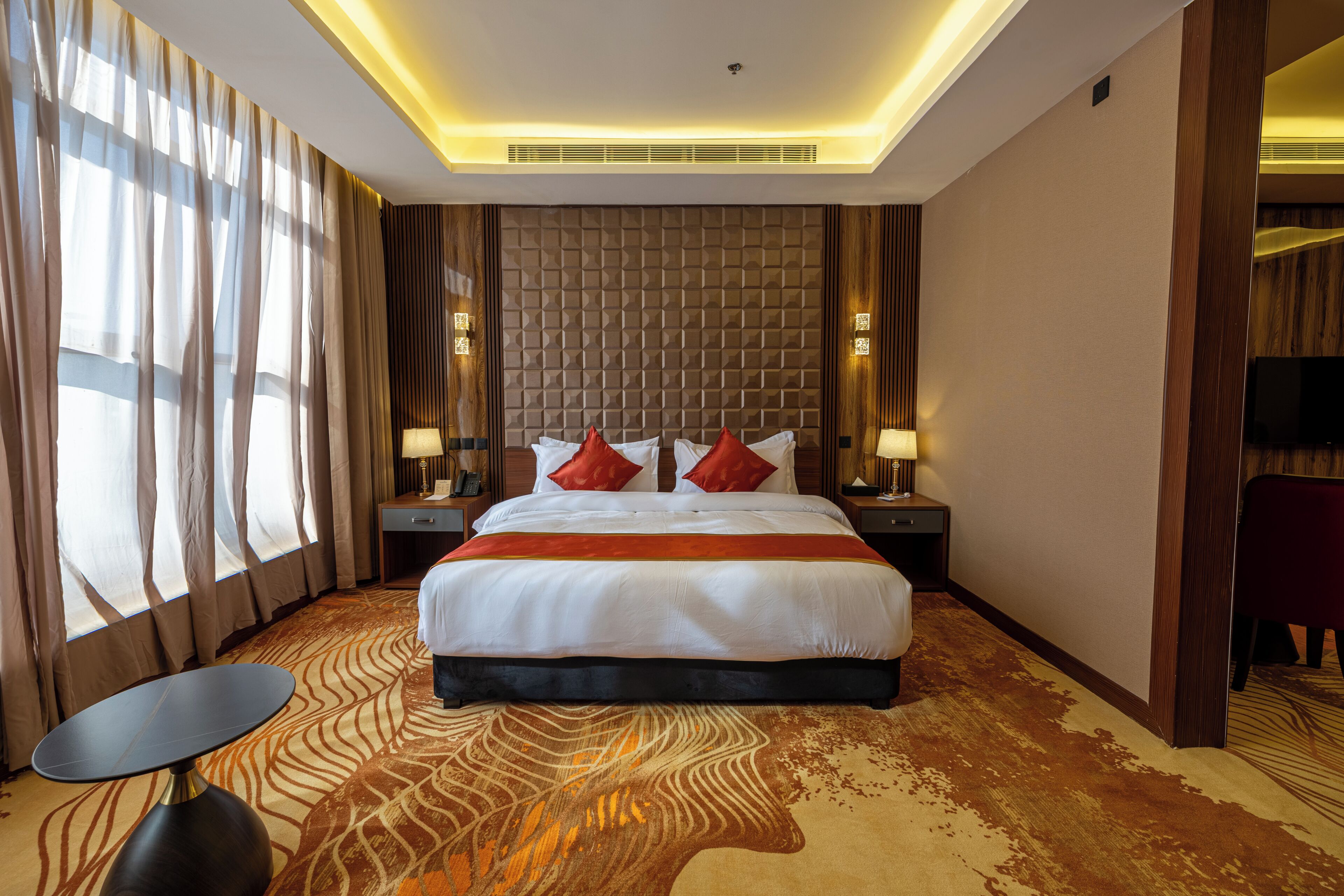 Deluxe Suite, City View | Egyptian cotton sheets, premium bedding, pillowtop beds, minibar