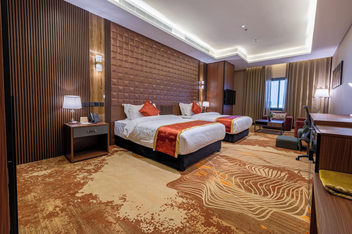 Egyptian cotton sheets, premium bedding, pillow-top beds, in-room safe