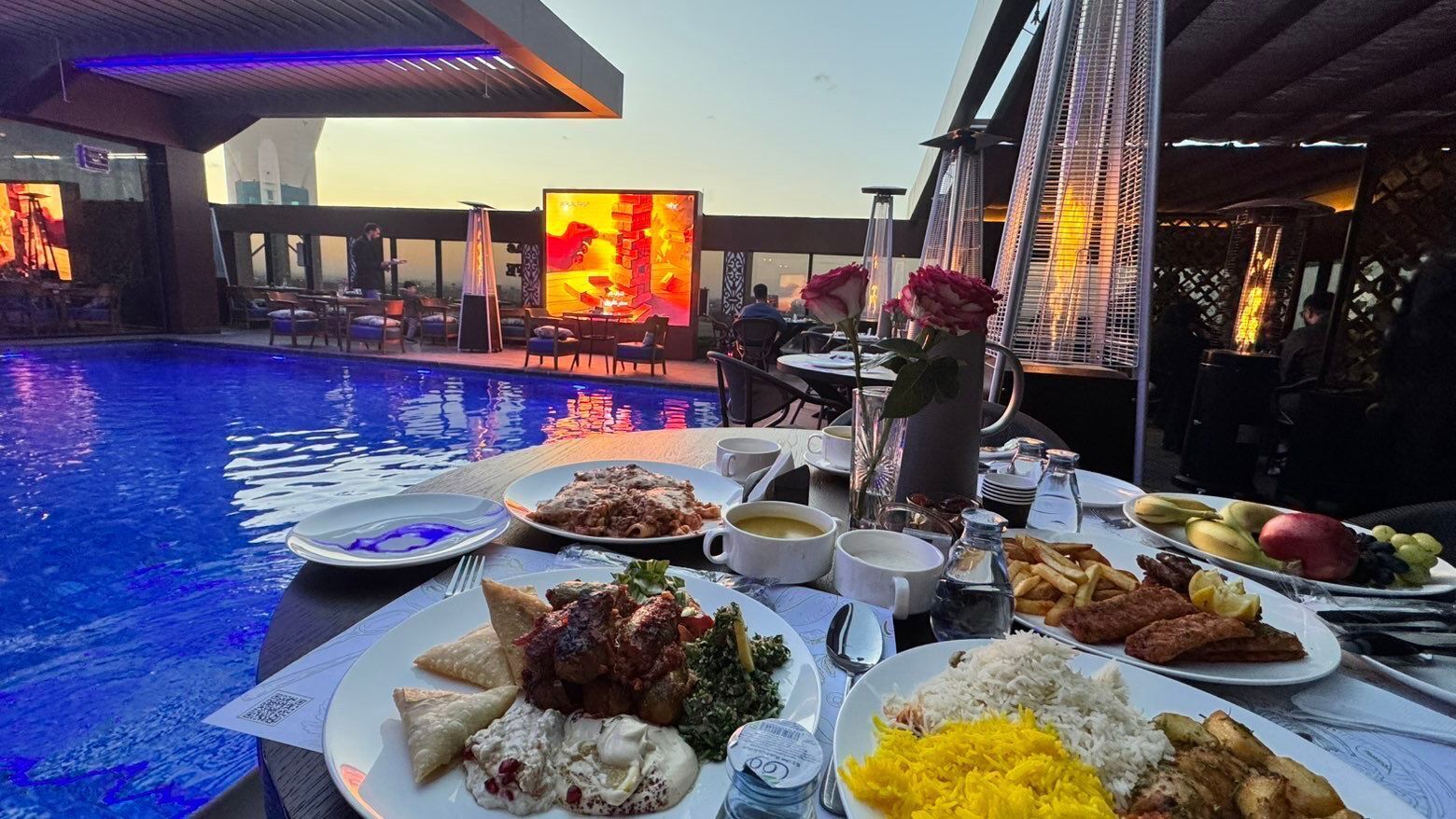Daily buffet breakfast for a fee