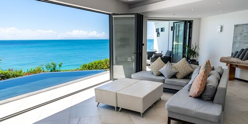 Serene Oceanfront Room w/ Stunning Caribbean Sunset Views & Direct Beach Access
