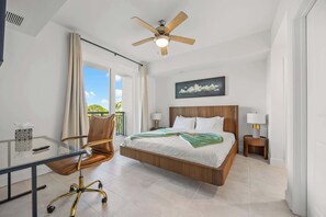 2 Schlafzimmer, Schreibtisch, Bügeleisen/Bügelbrett, Reisekinderbett