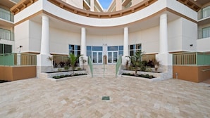 Property grounds - RIVER FLY IN: Garden View (Merritt Island)