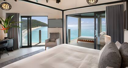 Secluded Oceanview Villa | 2 Beds | Kitchen & Beach Access