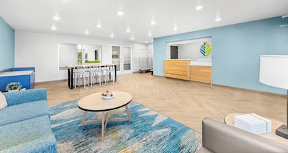 WoodSpring Suites Oak Ridge Knoxville