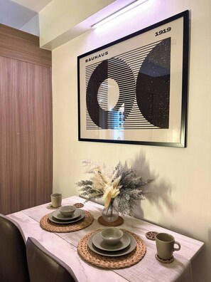 ห้องพัก, 1 ห้องนอน, พร้อมสิ่งอำนวยความสะดวกสำหรับผู้พิการ | ร้านอาหาร