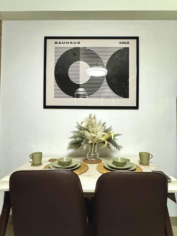 Kamer, 1 slaapkamer, toegankelijk voor mindervaliden | Dineerruimte