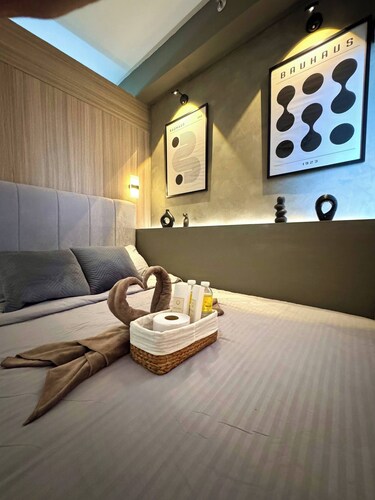 Room-philhaus Staycation 2025