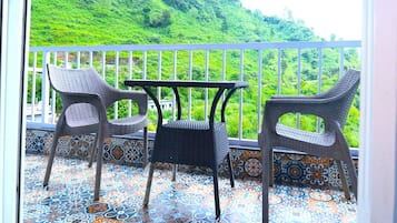 Superior Double Room, Hill View | Balcony view