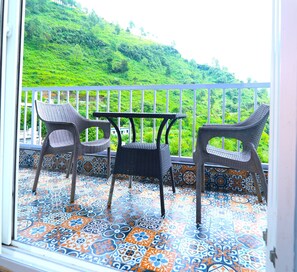 Superior Double Room, Hill View | Balcony view