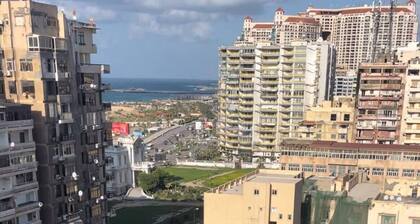 Welcome to your home away from home in the heart of Alexandria!