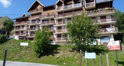 Mountain Apartment in Saint-sorlin