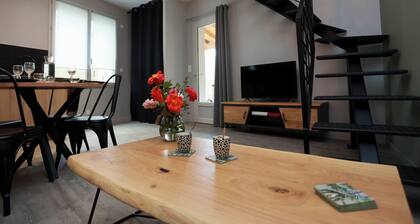 ParenthÚse nature à Doué La Fontaine: maison avec terrasse et déco Bioparc