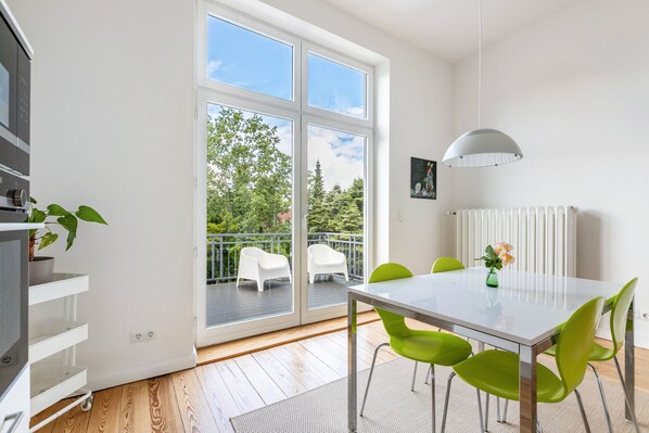 Dining - Apartment '2' with Wi-Fi (Heide)